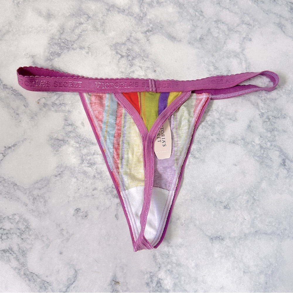 NWT Vintage Victoria’s Secret Y2K purple striped V-string thong panty S - Picture 4 of 5
